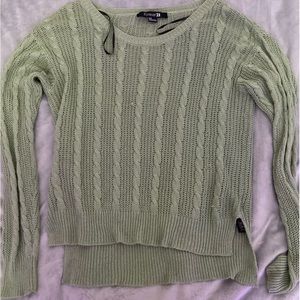 2 Sweaters